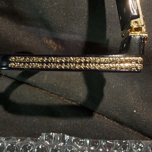 USED...Louis Vuitton Glossy Black Oversized Glasses With Gold Accents - Picture 8 of 9